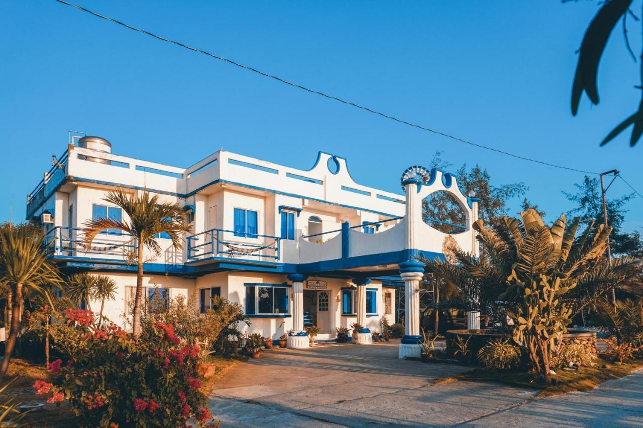 Club Monet Beachfront Resort By Cocotel Cabangan Exteriér fotografie