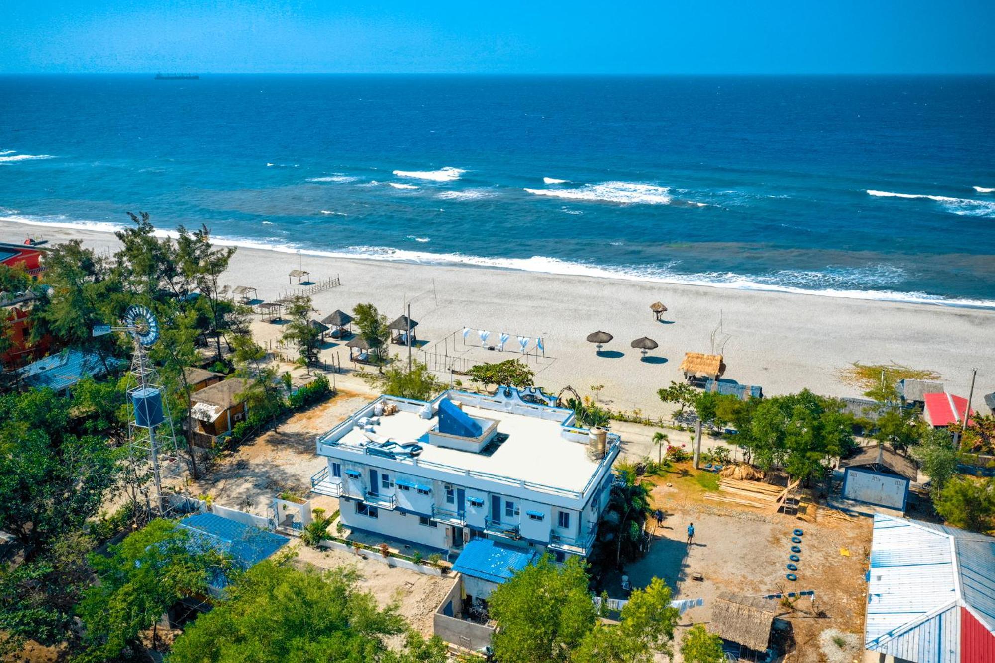 Club Monet Beachfront Resort By Cocotel Cabangan Exteriér fotografie